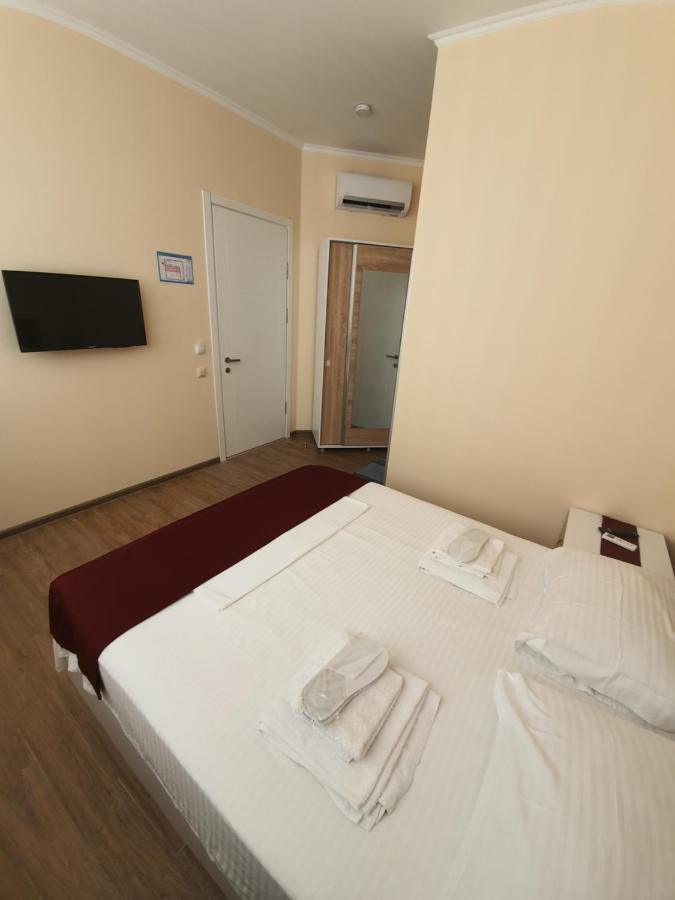Blossom Hotel Batumi Exteriör bild